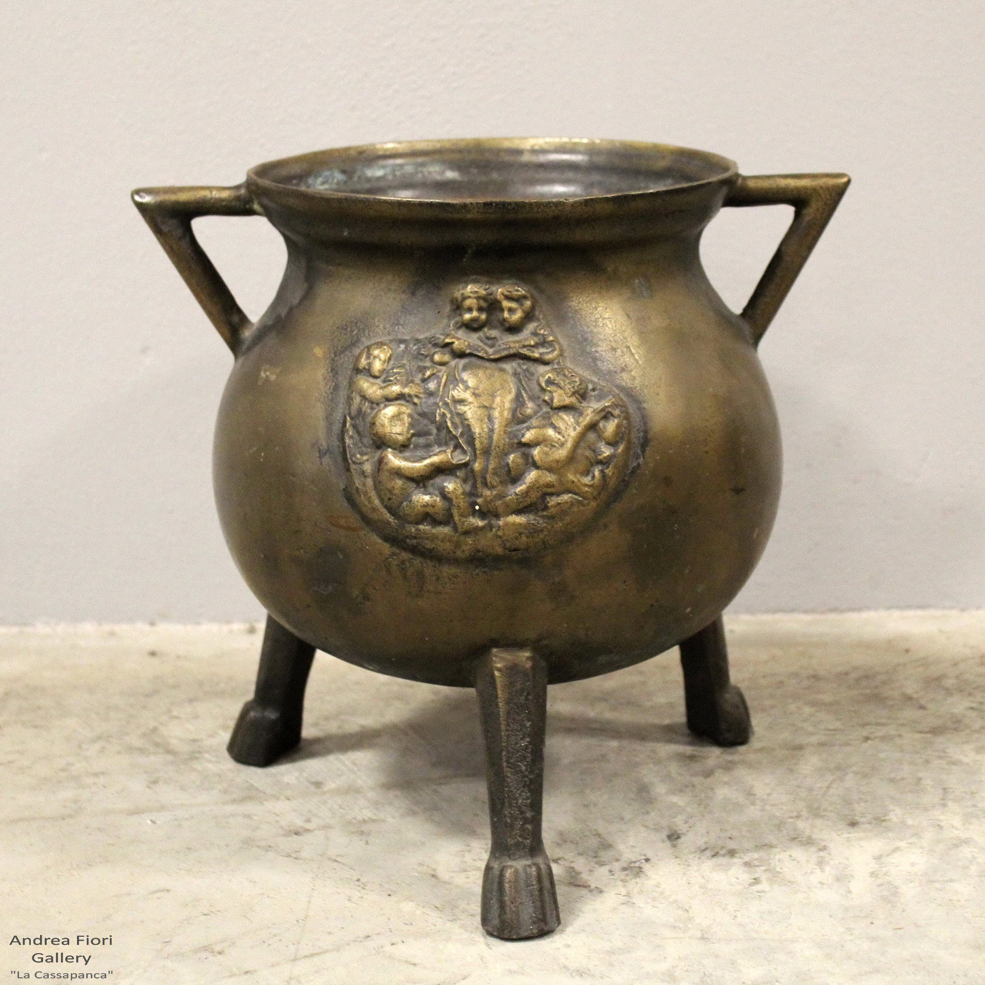 Antiguo jarrón de bronce de 10,8 kg - Italia, época del siglo XIX